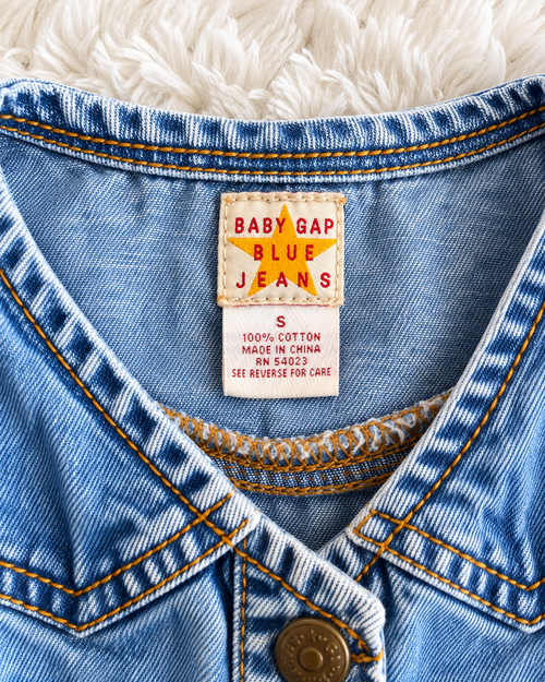Baby Gap denim dress label detail