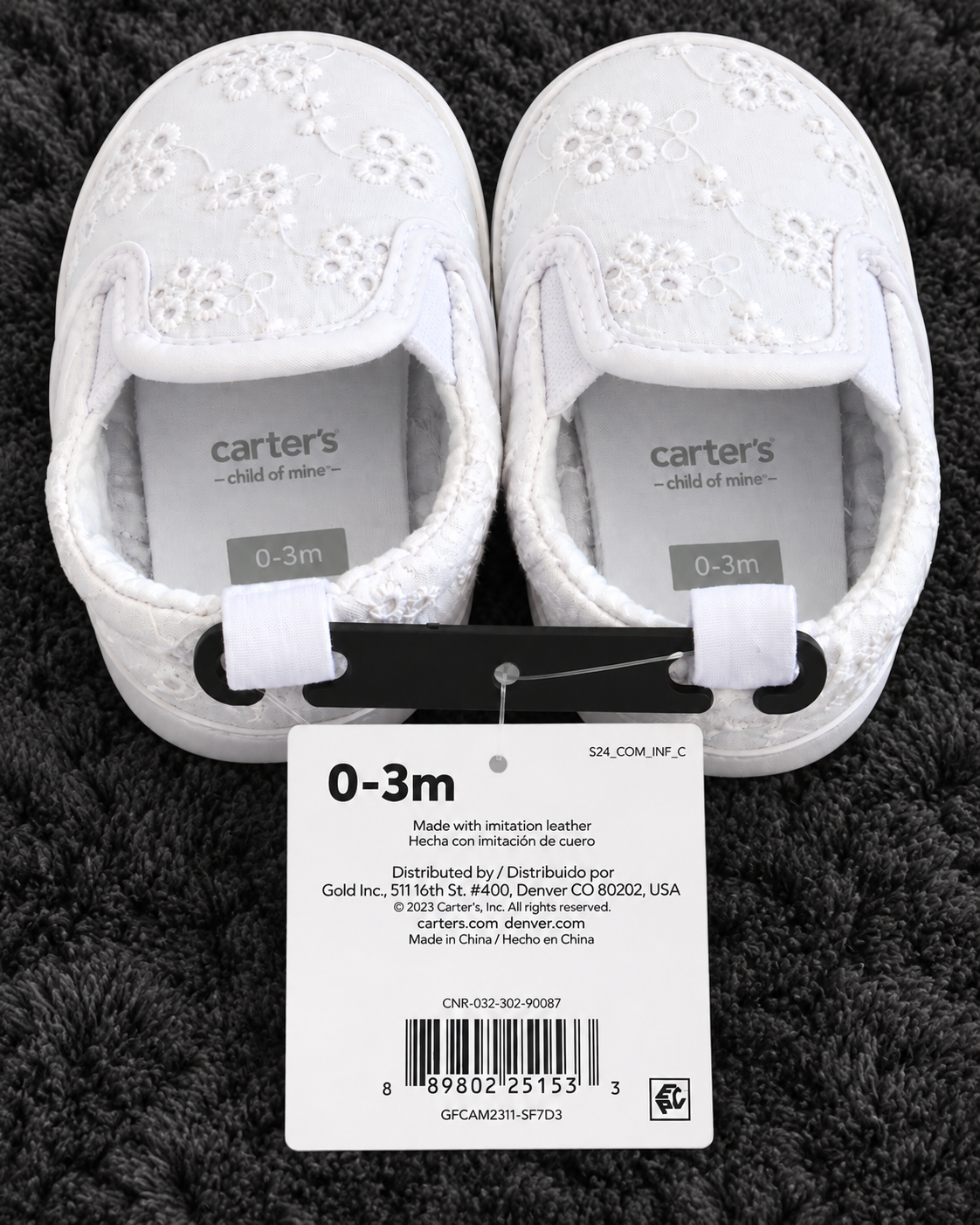Carter's white eyelet baby shoes size 0-3 months with tag