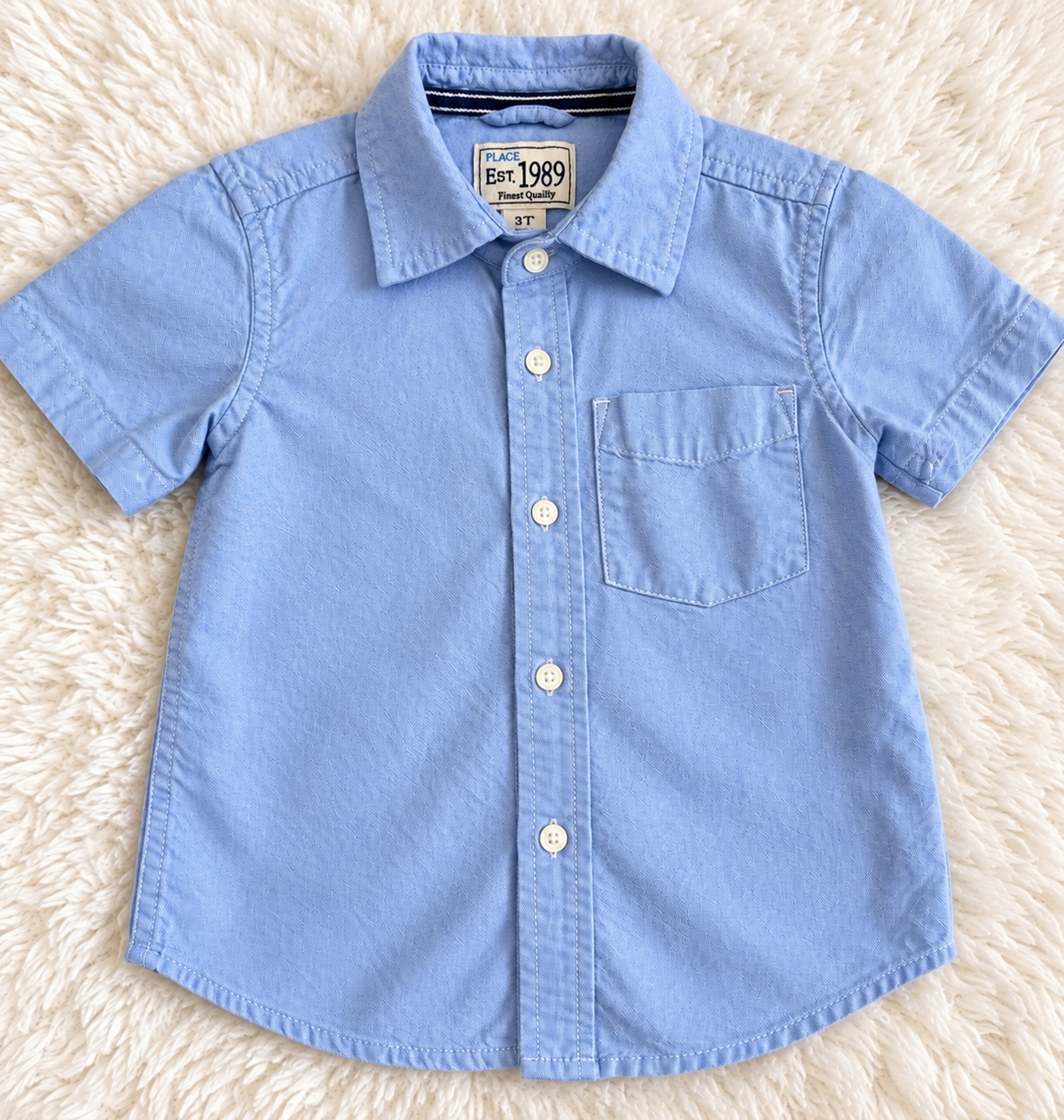 The Children's Place light blue short sleeve button-up shirt size 3T