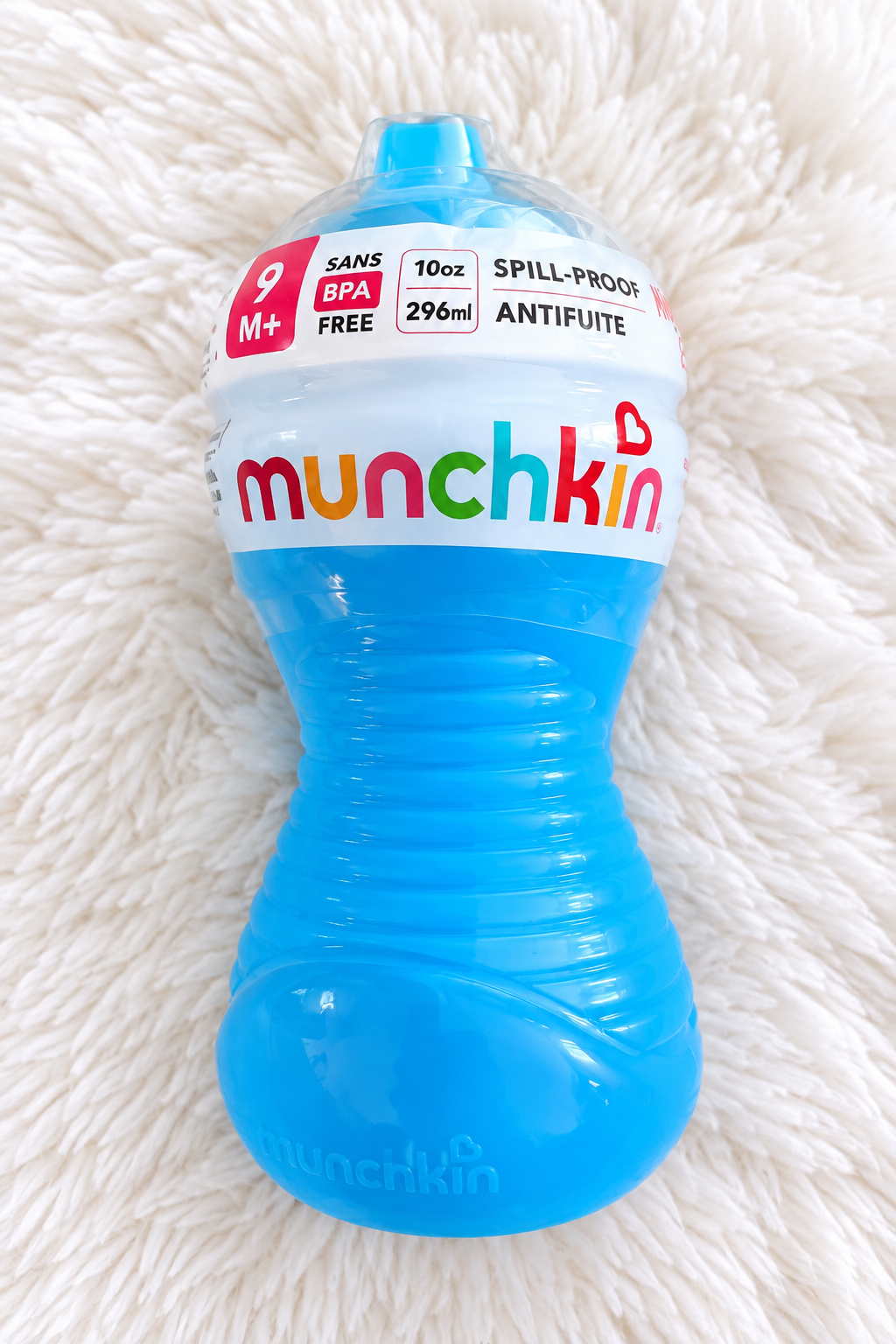 Munchkin blue spill-proof cup 9 months plus 10 ounce